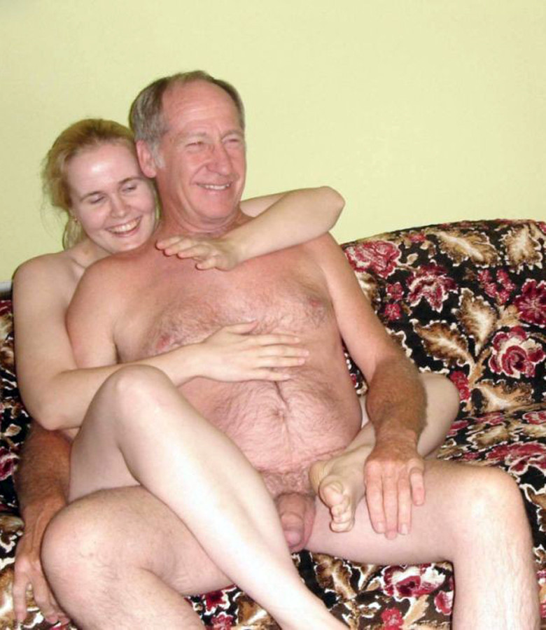 Mutter und Mädchen Ficken Szene - Bild 2087
